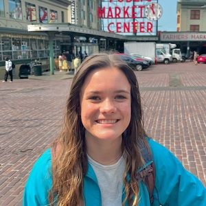 Meet your Posher, Delaney